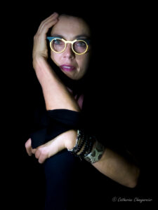 LE NOIR SUBLIME LES COULEURS