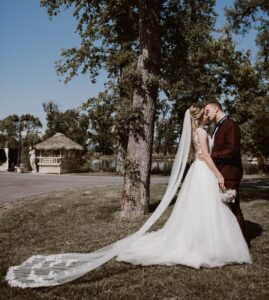 06-tombe-voile-de-la-mariee-dentelle-wedding-planner-la-dolce-vita