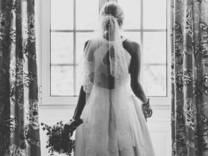 09-magnifique-robe-et-voile-la-dolce-vita-organisatrice-de-mariage-