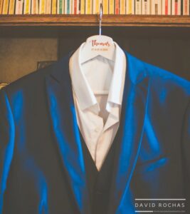09-tenue-du-mariee-bleue-librairie-la-dolce-vita-weding-planneer-toulouse