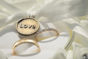alliance-love-ruban-la-dolce-vita-organisation-de-mariages-toulouse