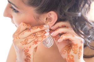 boucle-d-oreille-et-henne