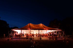 chapiteau-bambouctou-de-nuit-grande