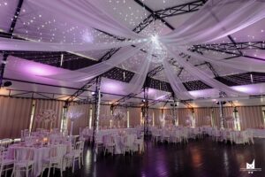 ciel-etoile-et-voilage-decoration-haut-de-gamme
