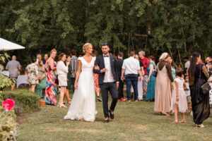 conviviliate-a-l-aperitif-du-mariage