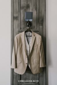 costume-marie-taupe