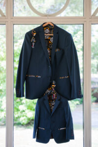 costumes-identiques-pere-et-fils-pour-mariage