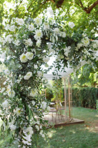 deco-florale-angle-arche-mariage