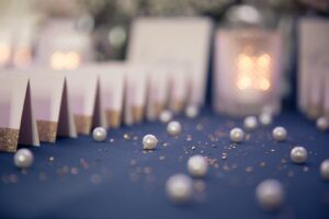 detail-deco-perles-et-paillettes