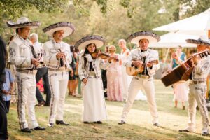 egayez-mariage-avec-groupe-musical-live-mariachi-viva-mexico