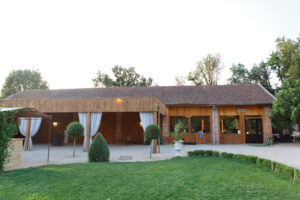 espace-reception-manoir-du-thouron
