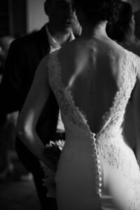 incroyable-robe-avc-dos-nu-la-dolce-vita-organisation-mariage-toulouse-1