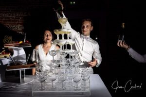 mariage-et-pyramide-de-champagne
