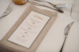 menu-a-deposer-sur-serviette