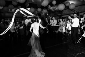 ouverture-de-bal-et-ruban-la-dolce-vita-organisation-de-mariages-toulouse