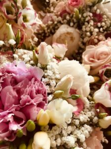 pivoine-rose-blanc-vert-la-dolce-vita-organisation-mariage-toulouse