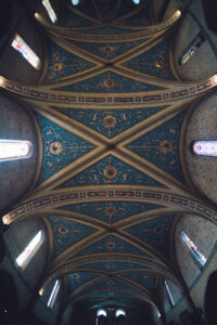 plafond-d-eglise