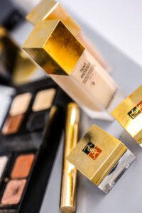 produits-maquillage-yves-saint-laurent-la-dolce-vita-organisation-mariage-toulouse