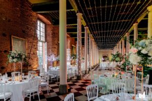 salle-des-colonnes-decoree-mariage