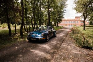 sur-la-route-du-bonheur-en-porsche