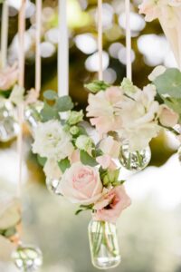 suspension-deco-florale-arche-ceremonie