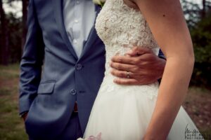 tenue-des-maries-enlaces-la-dolce-vita-organisation-mariage-toulouse-1