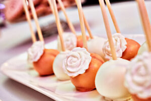 wedding-cake-cake-pop