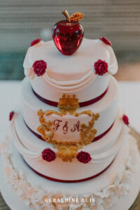wedding-cake-theme-belle-et-la-bete
