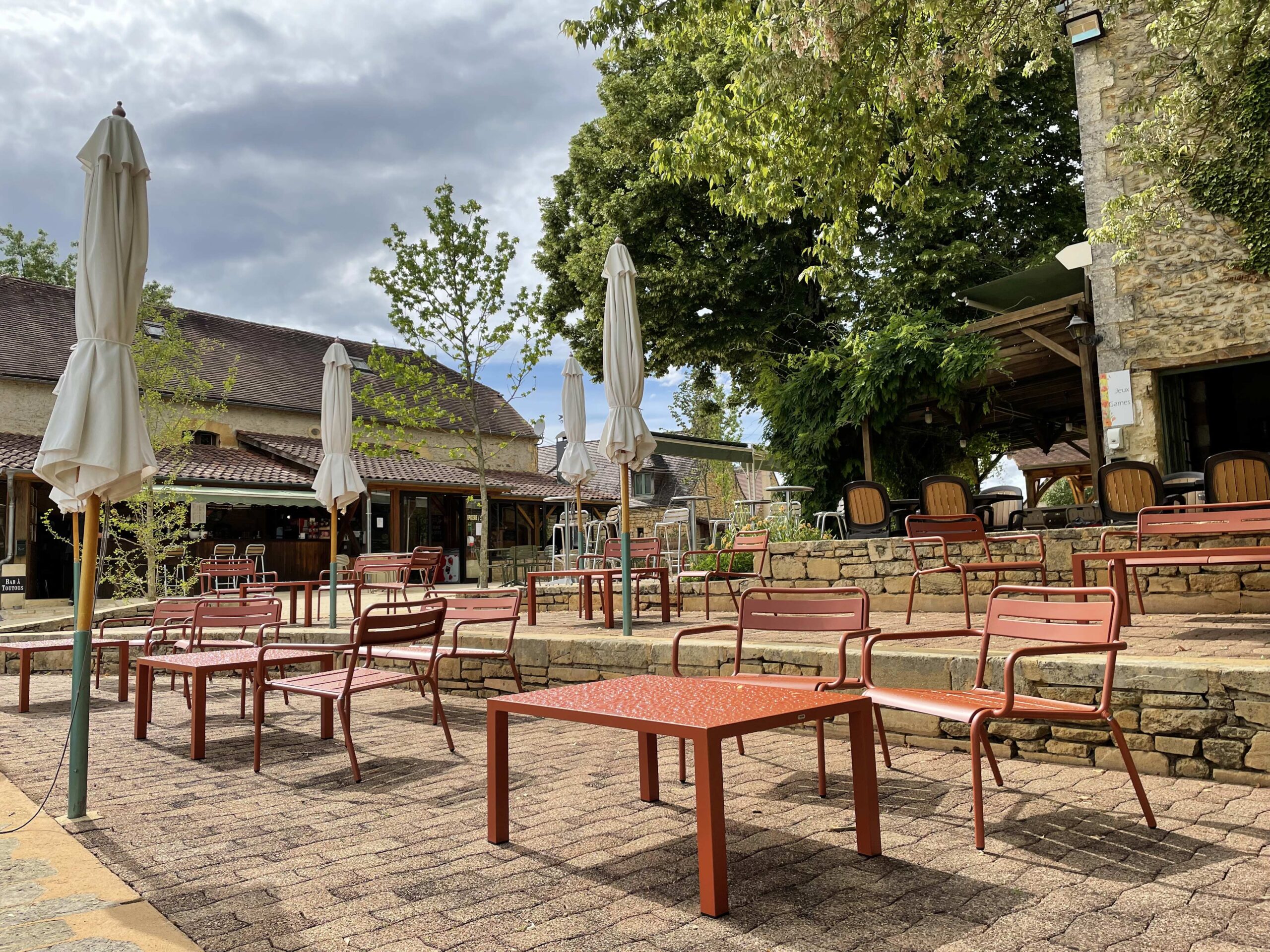 2022-05-mm-camping-grottes-de-roffy-sarlat-27-original