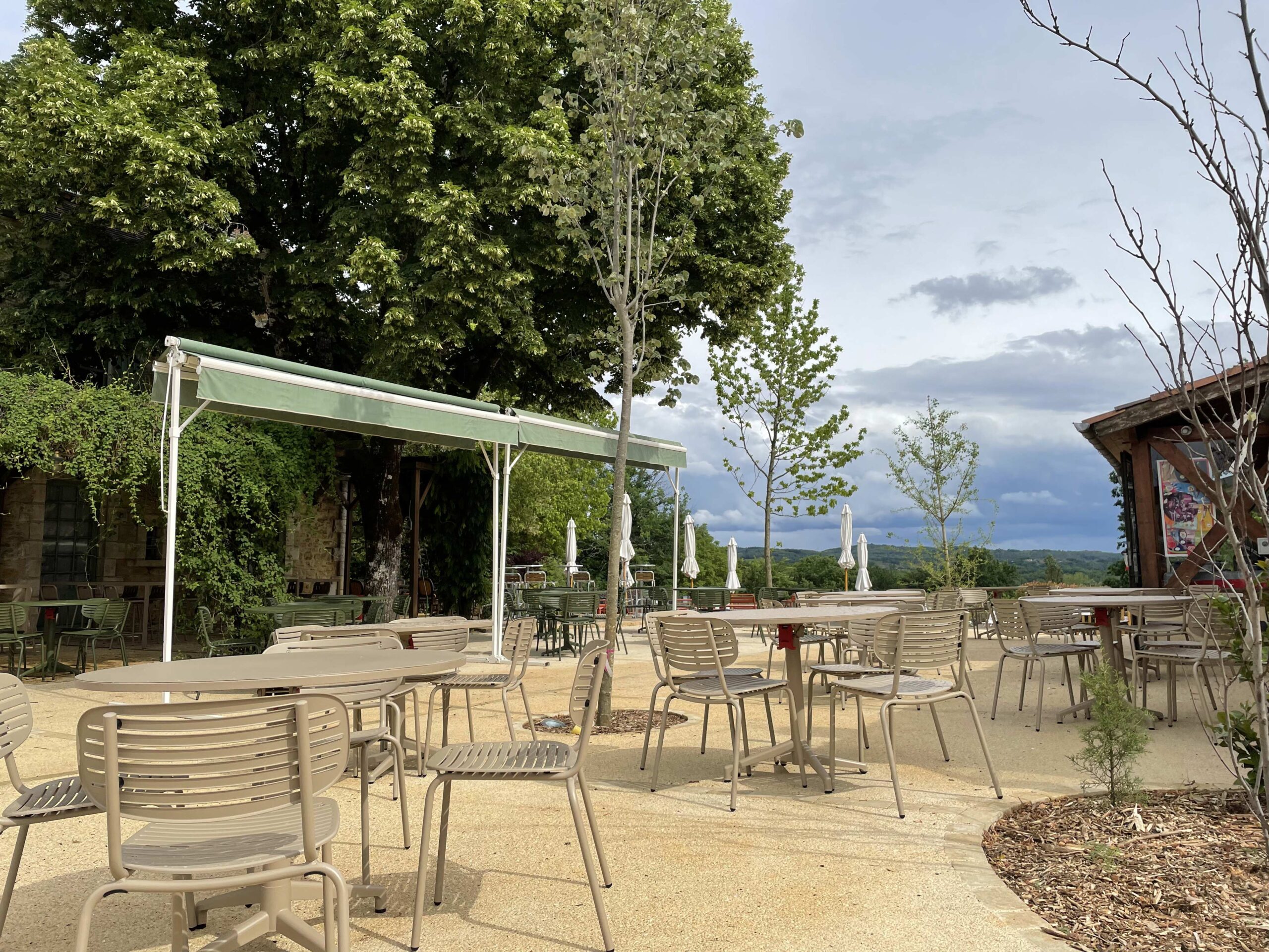 2022-05-mm-camping-grottes-de-roffy-sarlat-58-original